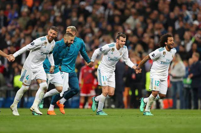 刻挺身而出 刻挺身而出